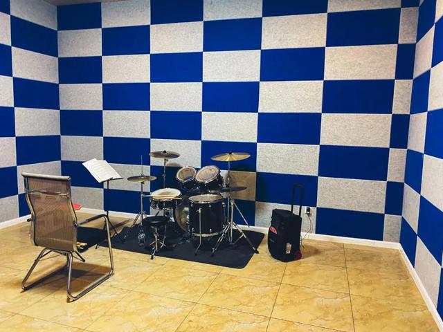 ����ح�����������ڳ�Ȧ�ˣ��Ͻ�����ѧ����