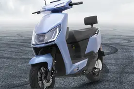 充电2小时，骑行100公里，爱玛新车探途F551评测图片