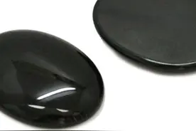 陈乔恩同款黑玛瑙小熊耳环项链！既可以当护身符又可展现迷人气质图片