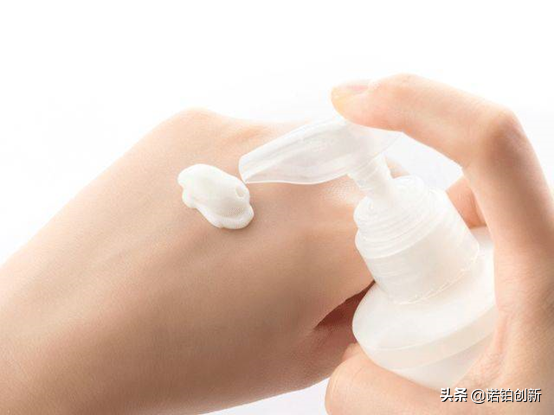 刚抹完身体乳可以脱毛吗