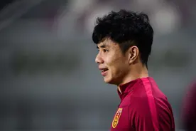 蒿俊闵主力位置恐难保，最强竞争对手已出线，比他更强悍图片