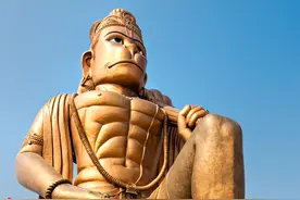 新疆惊现巨人墓，身高都超过2.2米，这里是小编了解到的相关资料图片