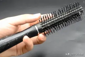不管有多少存款，家里3种梳子抓紧扔掉，尤其第2种，好多人还在用图片