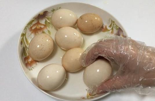 现在才知道，保存鸡蛋小妙招，放半年都不坏，省钱又实用