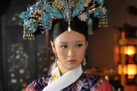 蒋欣的大体格子、范冰冰的黑胳肢窝，女明星也有不可言说的痛图片