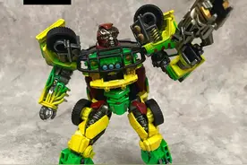 [变形金刚 - 撒加重涂] SS救护车图片