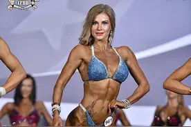 哈萨克斯坦健身芭比尤利娅Yuliya Filippova图片