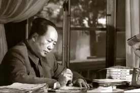 清明节，让我们来读一读毛主席为罗荣桓元帅写的悼亡诗，很有水平图片