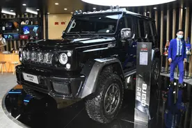 被称为国产“奔驰大G”，新款北京BJ80来了，3.0T+8AT，气场强大图片