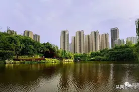 自贡平均工资5140元？月薪3000元，17年才可以买一套房图片