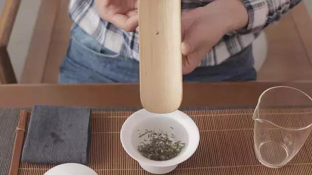 茶叶上的那些“毛毛”，究竟是怎么一回事？