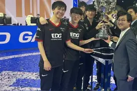 EDG夺冠令人欣喜，但因此表现出的跳楼、裸奔等行为却引人担忧图片