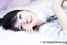 韩国美女模特李智友图片