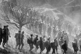 1935年，300红军在长征途中离奇死亡，心酸真相54年后才被揭晓图片