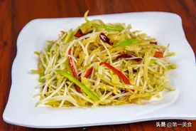 河南人都爱吃的洛馍配上豆芽，又是不一样的新吃法，值得收藏图片