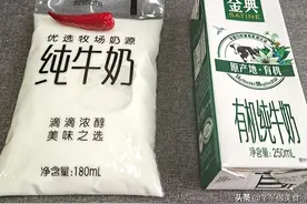 一样是牛奶，“袋装”和“盒装”有什么不同？奶厂工人：差别大了图片