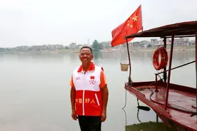 “最美摆渡叔”：一辈子都在为别人拼命图片