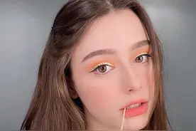 俄罗斯模特称性感太容易，偏爱清纯可爱风，被称“俄罗斯张柏芝”图片