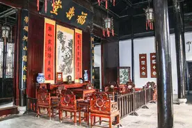 收养一弃婴，从此家族改运：干啥啥顺，儿子中举，孙子位极人臣图片