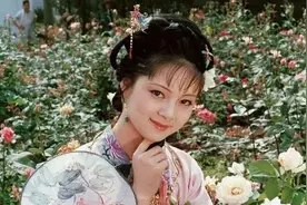 薛宝钗嫁贾宝玉后，究竟有没有生子？你看她曾如何糟蹋自己身子的图片