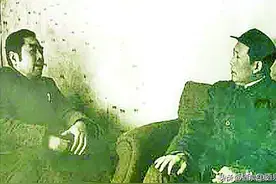 酒泉和平解放的故事图片