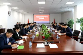 航空集团与航空工业沈飞集团开展合作洽谈图片