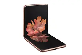 三星Galaxy Z Flip 5G：时尚的随身“粉底盒”图片