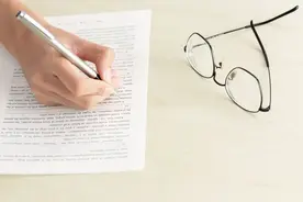 “双减”对教师评价提出新要求！当下教师评价存在哪些问题？图片