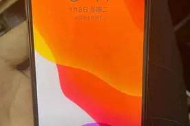 网友贪便宜2450元买iPhoneXS Max，结果发现有隐藏ID图片