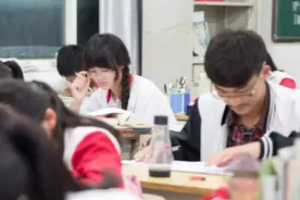 理科生和文科生区别在哪？大学毕业后才明白，两者差距不仅是薪资图片