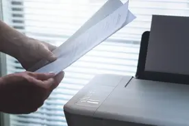 企业困扰：开了发票，客户不付款怎么办？老会计这些方法简单有效图片