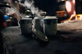 “5杯水，怎么分给6个领导？”：4个职场认知层次，你在哪一层图片