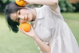 你像天边月也像天边星，闯进我的生命又不见踪影图片