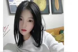 搞笑神评：等我一手，我先找个女朋友图片