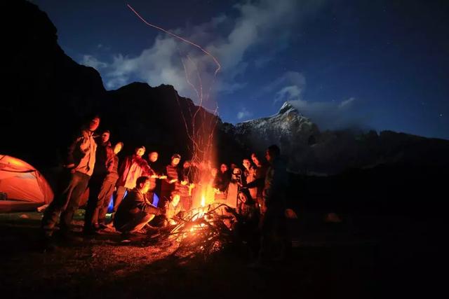 洛克线丨让无数行者放弃生命的地方,到底有多美
