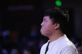 “Uzi，一条洗澡的狗罢了！”喷子是你一辈子也赢不了的对手图片