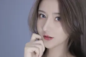 小说：你的老婆现在在我们手里图片