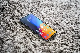 摩托罗拉edge s pro惊喜上手：经典与潮流并不冲突图片