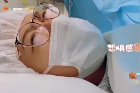 应采儿二胎生产过程曝光！眉头紧锁很害怕，陈小春牵手安慰好贴心图片