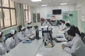 开启微创技术新篇章——市医院妇科成功开展首例“无举宫”腹腔镜下全子宫切除术图片