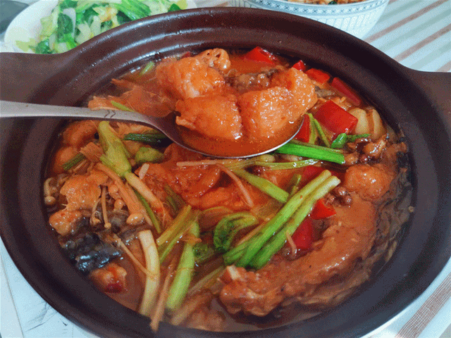 冬天进补，牛羊肉都不如这菜，8元1斤，和淮山一起炖，营养又美味