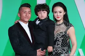 冉莹颖的高级都在身材上，把紧身裙撑得挺饱满，比老公还高一点图片
