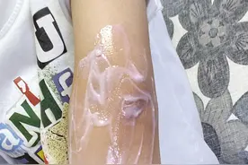 体育生刷酸｜没人再说我胳膊肘子黑了图片