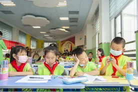 北京暑期托管本月19日开始，小学初中课后服务将延至18时图片