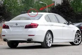 车顶上的“鲨鱼鳍”有什么用？老师傅：以为只是好看就错了图片