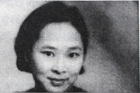当年黄埔军校的女兵图片