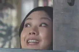 母亲血压260，救护车却被堵，业主怒砸邻居车！邻居：很委屈…这事儿你怎么看？图片