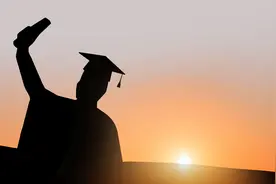 学硕、全日制招生收窄！中国研究生，迎来重大变革图片