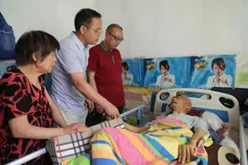 建党百年｜蓝田法院开展“七一”看望慰问活动图片