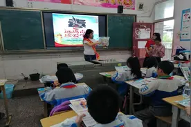 【玉屏重点整治暨禁毒“大扫除”】贵州省玉屏县各中小学校开展 “虎门销烟”禁毒宣传教育工作图片